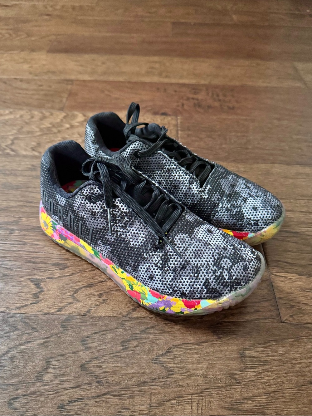 EUC NOBULL Outwork Edge Floral Womens CrossFit Trainers Monochrome Superblossom